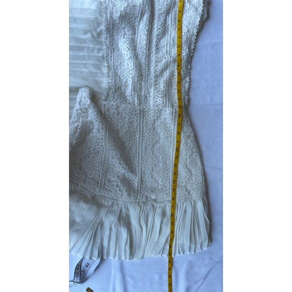 White Chiffon Crochet Mini Dress Sz M Exaggerated Balloon Sleeve Pleated Whimsy - Picture 13 of 13